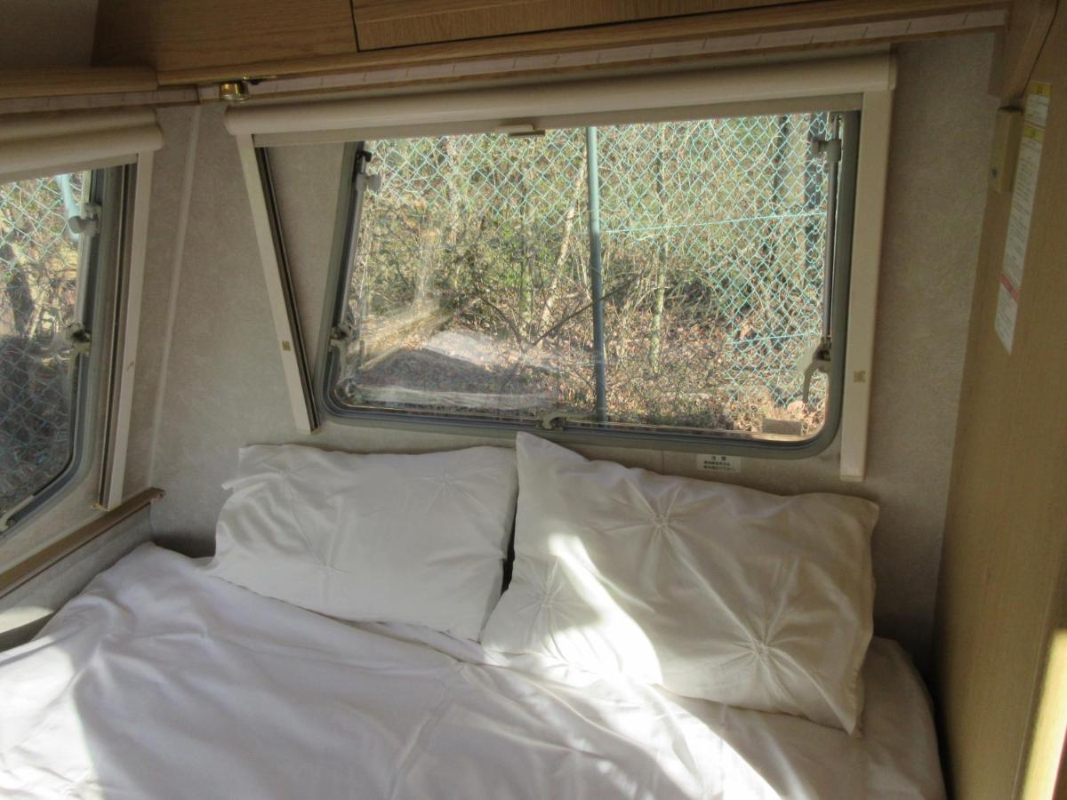 Trailer House Hotel Jennie Miyota Exterior foto